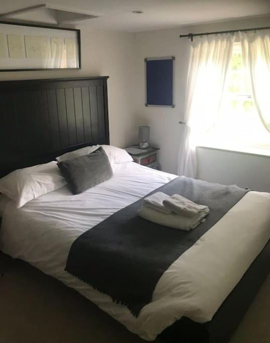 فيلا Huntershields Country Manor Flore المظهر الخارجي الصورة