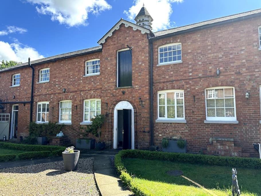 فيلا Huntershields Country Manor Flore المظهر الخارجي الصورة