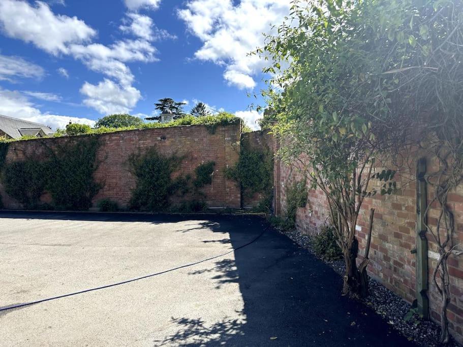 فيلا Huntershields Country Manor Flore المظهر الخارجي الصورة